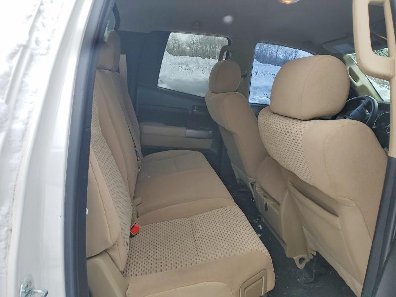 2012 Toyota Tundra Double cab SR5