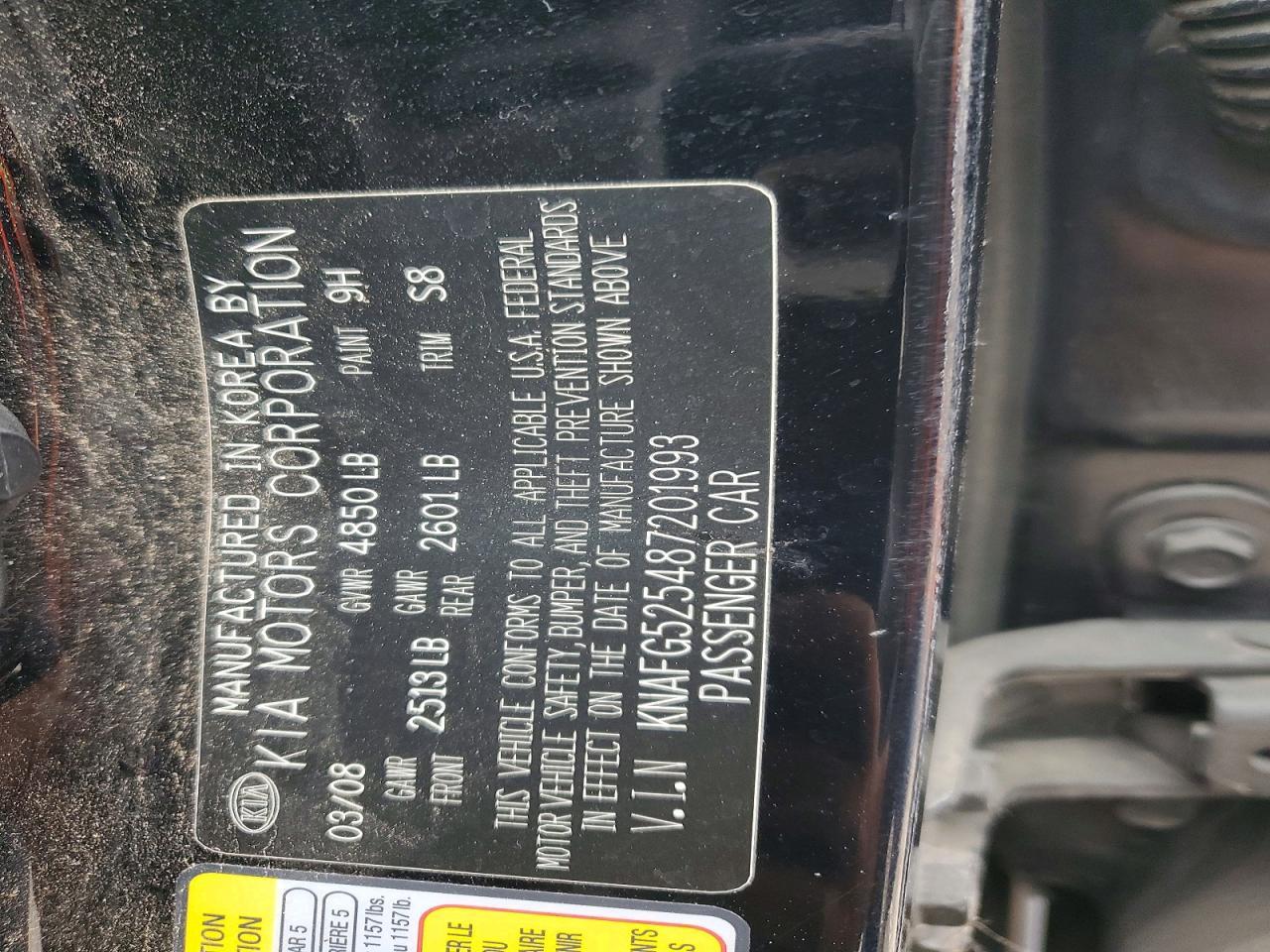 2008 KIA Rondo Base