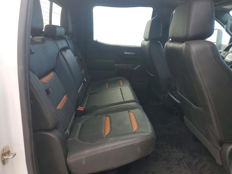 2020 GMC Sierra K1500 AT4