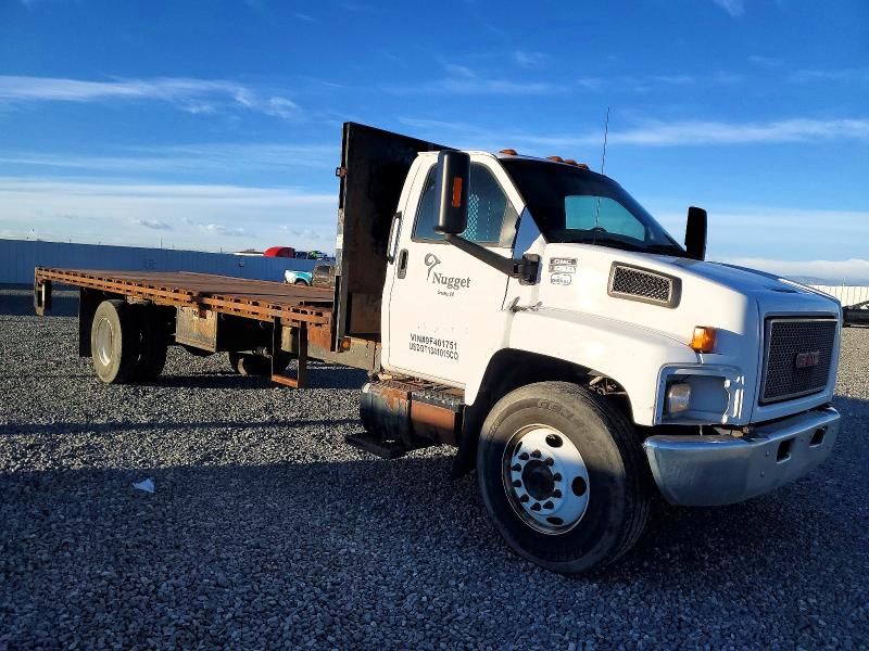 2009 GMC C6500 Flatbed Truck
