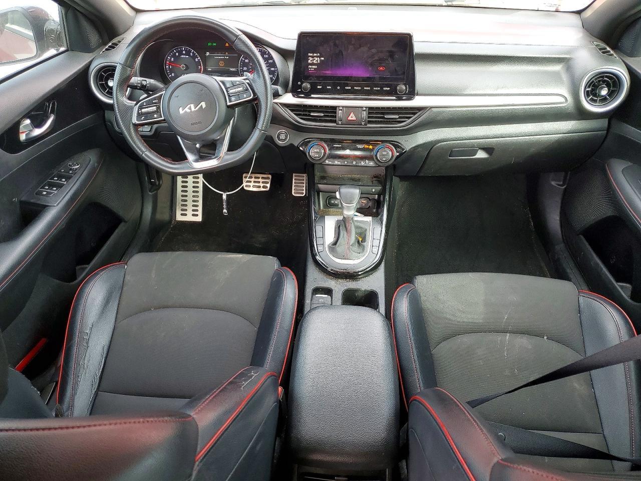2023 KIA Forte gt