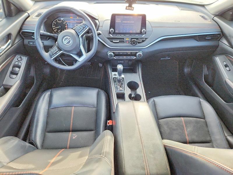 2020 Nissan Altima sr