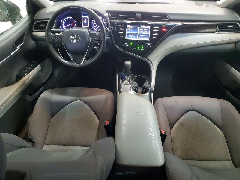 2020 Toyota Camry le