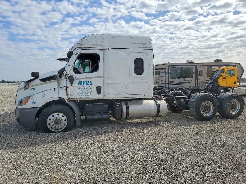 2024 Freightliner Cascadia 116 Semi Truck