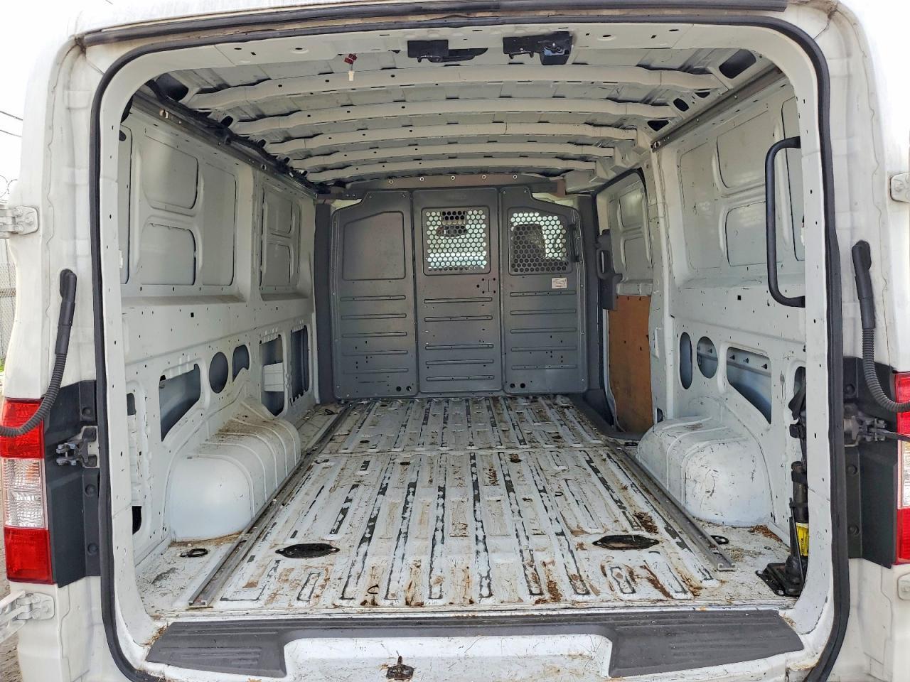 2016 Nissan NV 1500 Delivery Van