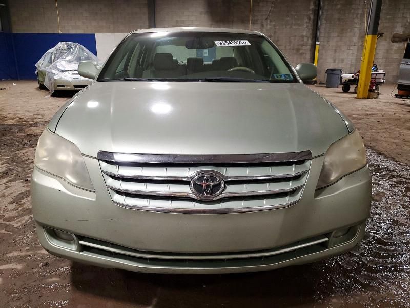 2006 Toyota Avalon xl