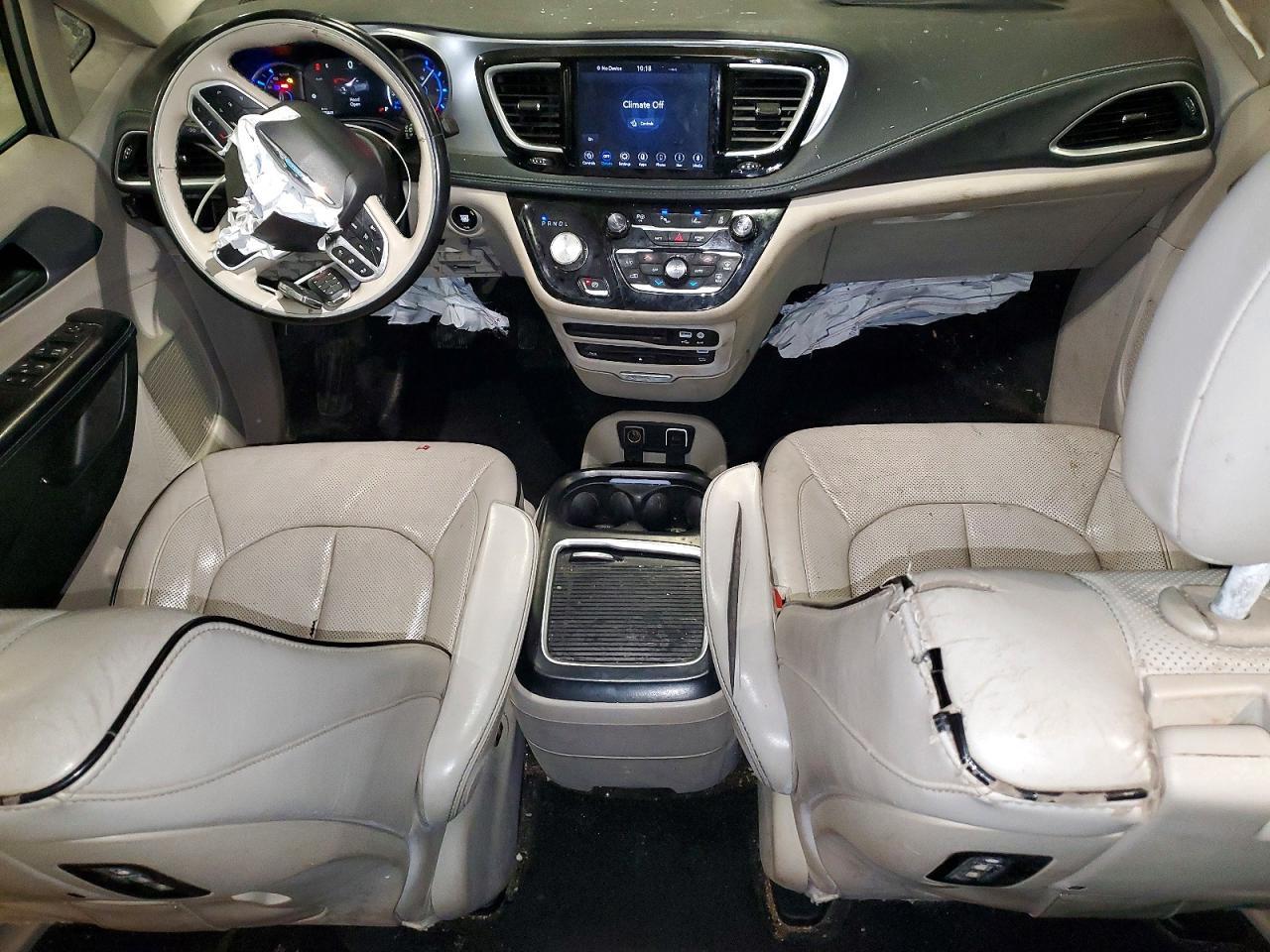 2018 Chrysler Pacifica Hybrid Limited