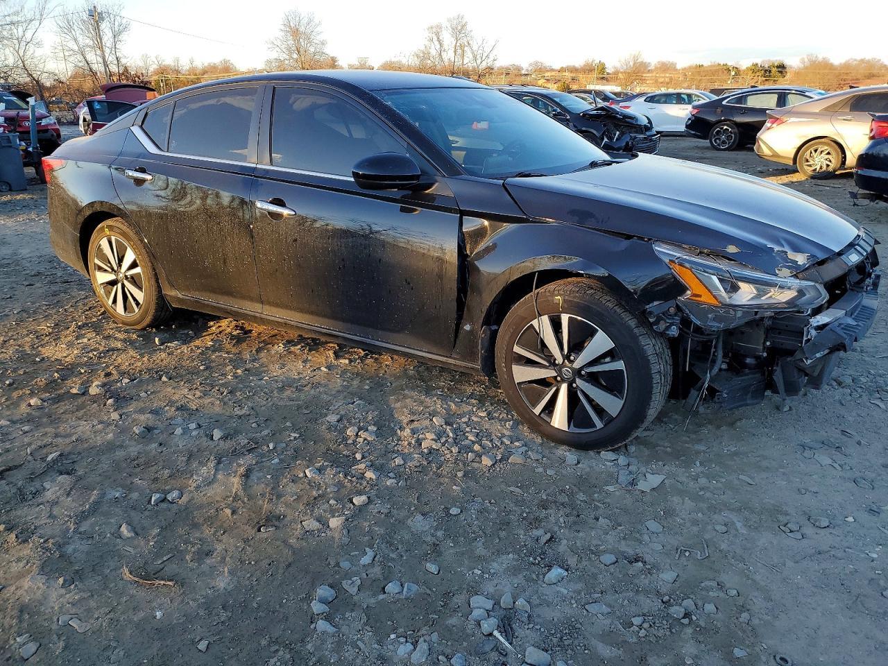2022 Nissan Altima sv