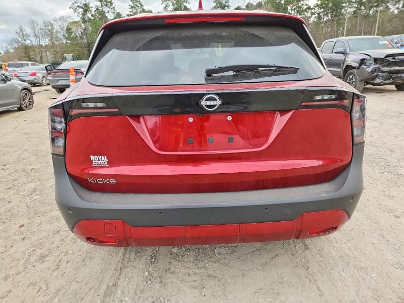 2025 Nissan Kicks sv