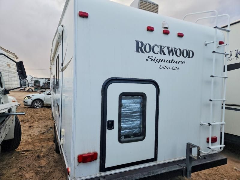 2014 Rockwood Ultra Ligh-toy Hauler rv