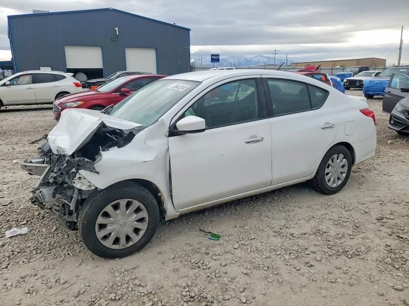 2019 Nissan Versa s