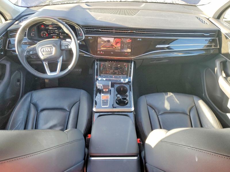 2022 Audi Q7 Premium Plus