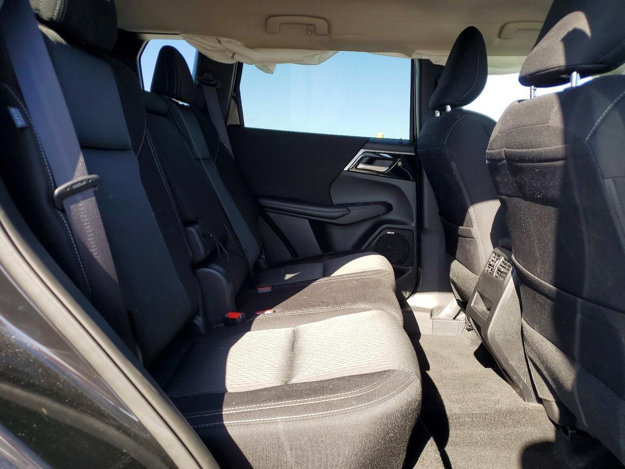 2025 Mitsubishi Outlander es