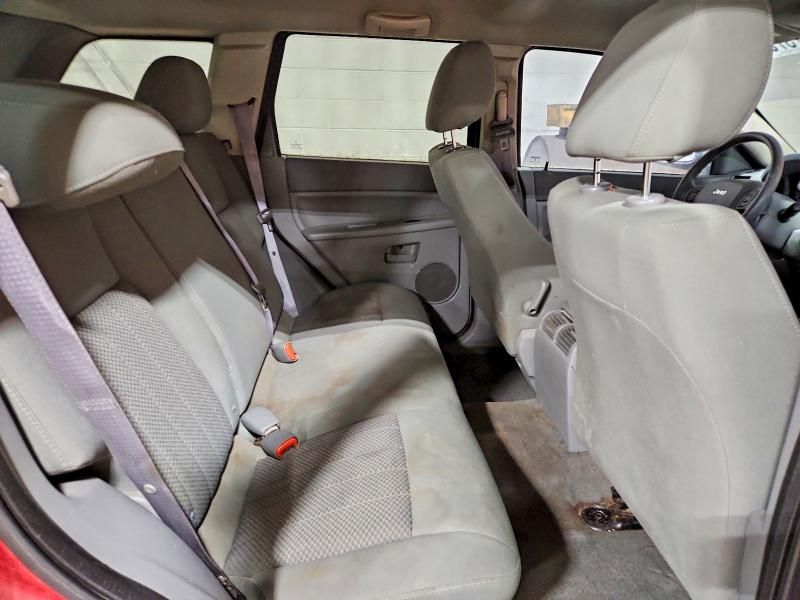 2005 Jeep Grand Cherokee Laredo