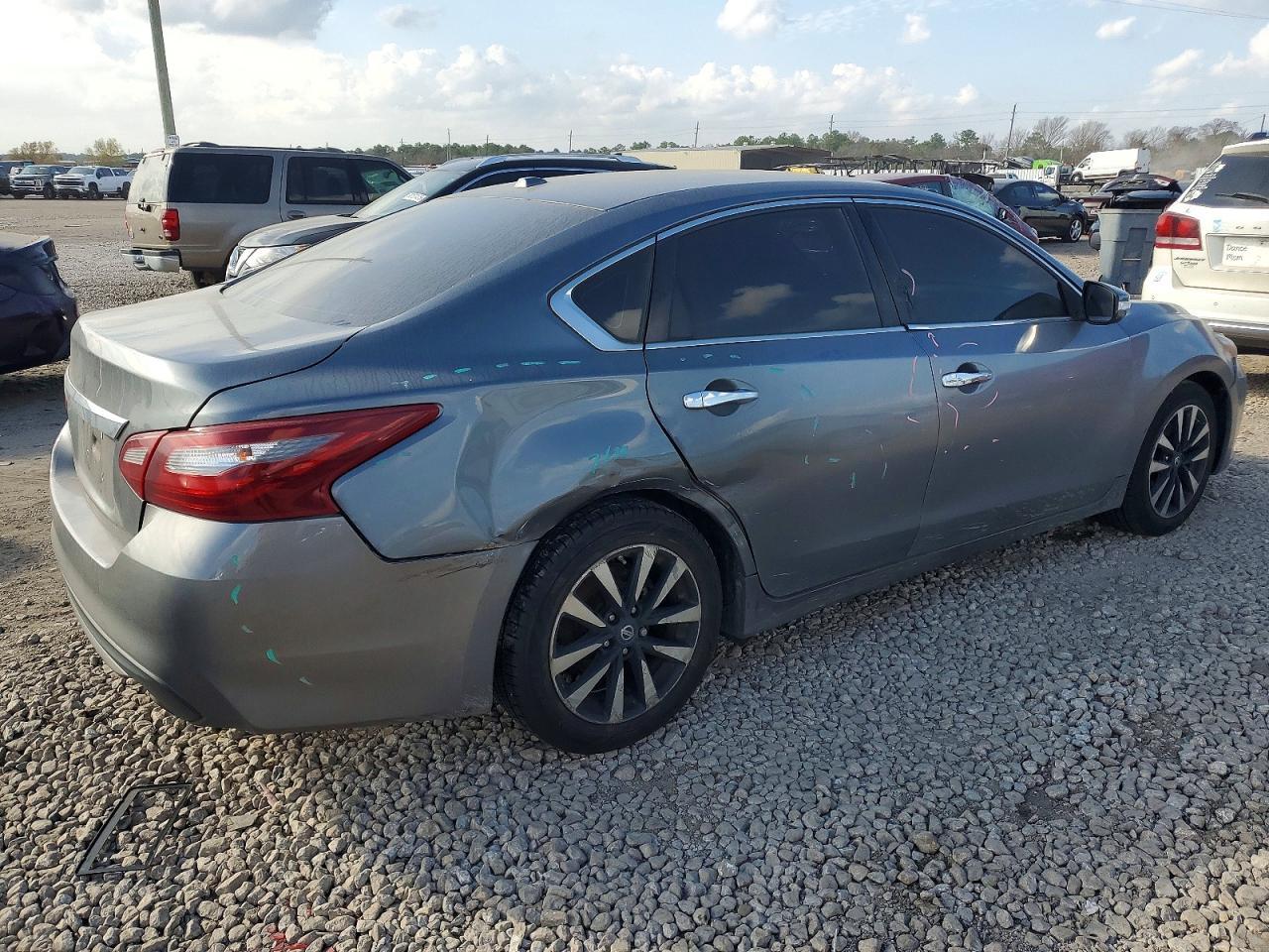 2018 Niss Altima 2.5