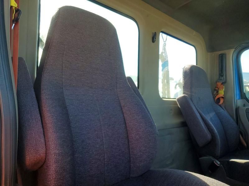 2017 Freightliner Cascadia 125 Semi Truck