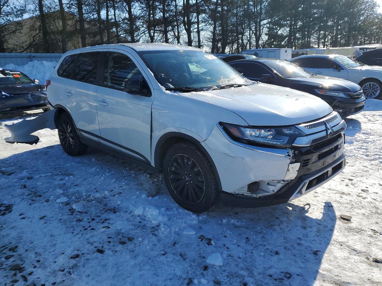 2019 Mitsubishi Outlander es