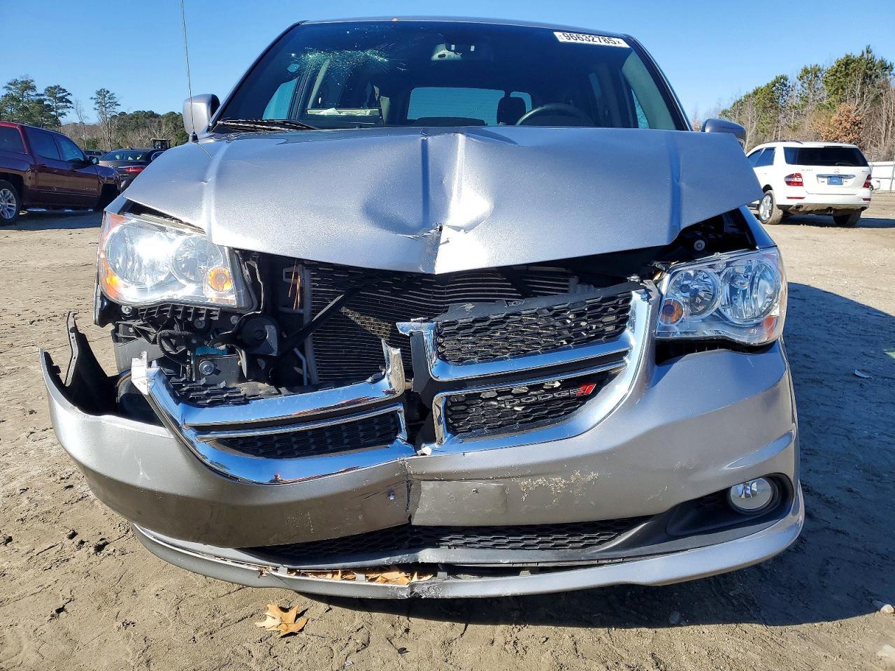 2019 Dodge Grand Caravan sxt