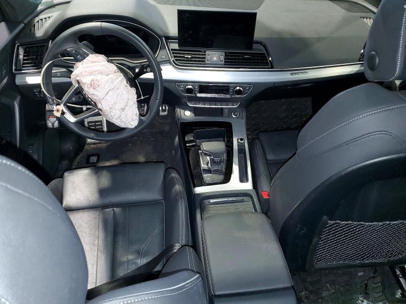 2024 Audi Q5 Sportback Premium 45