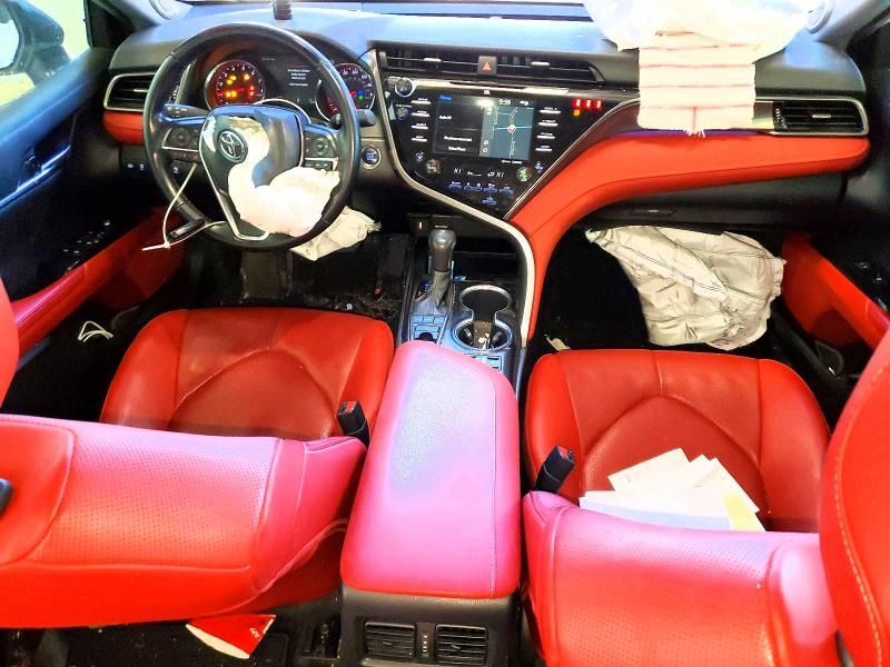 2020 Toyota Camry xse