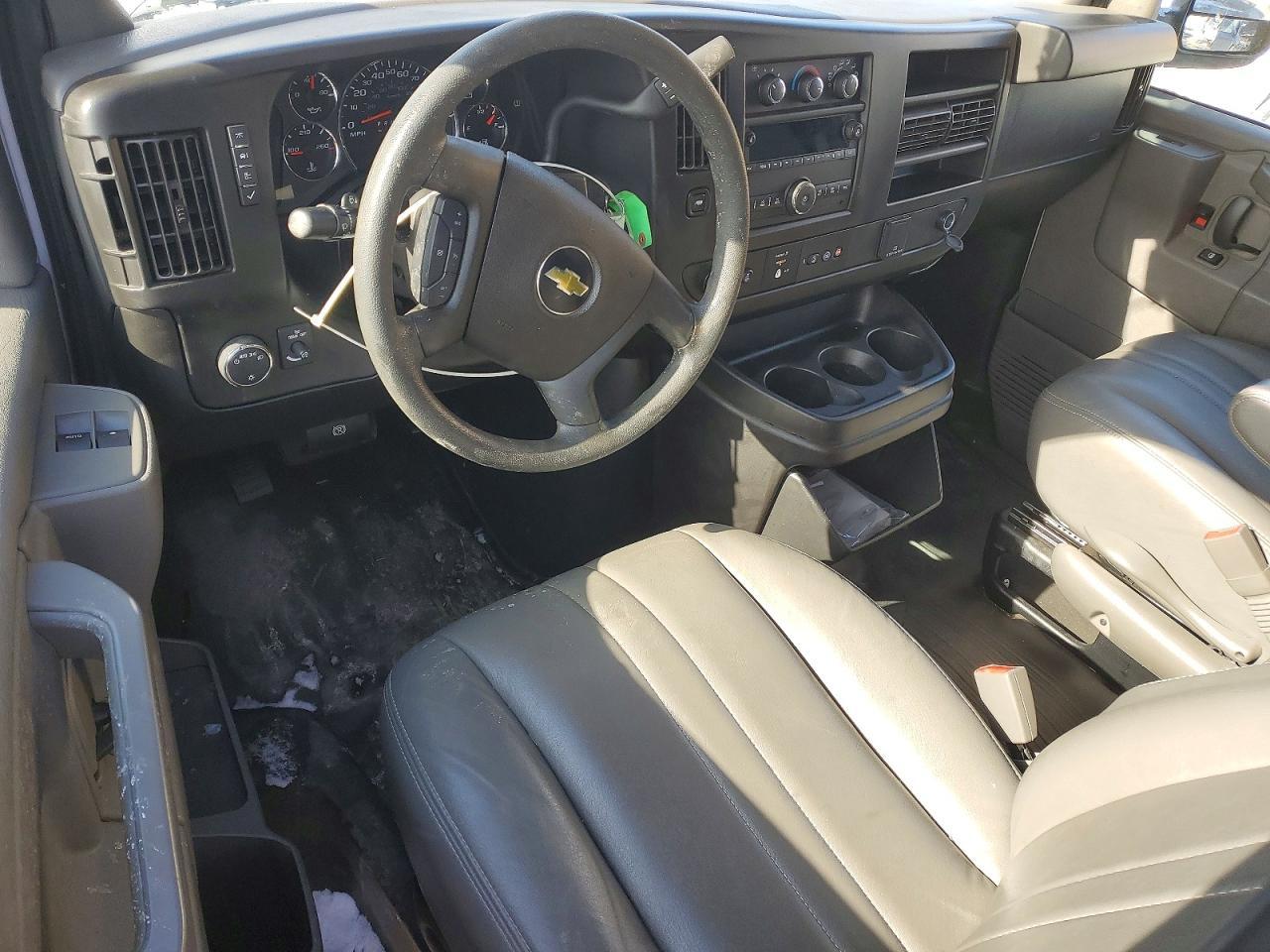 2020 Chevrolet Express G2500