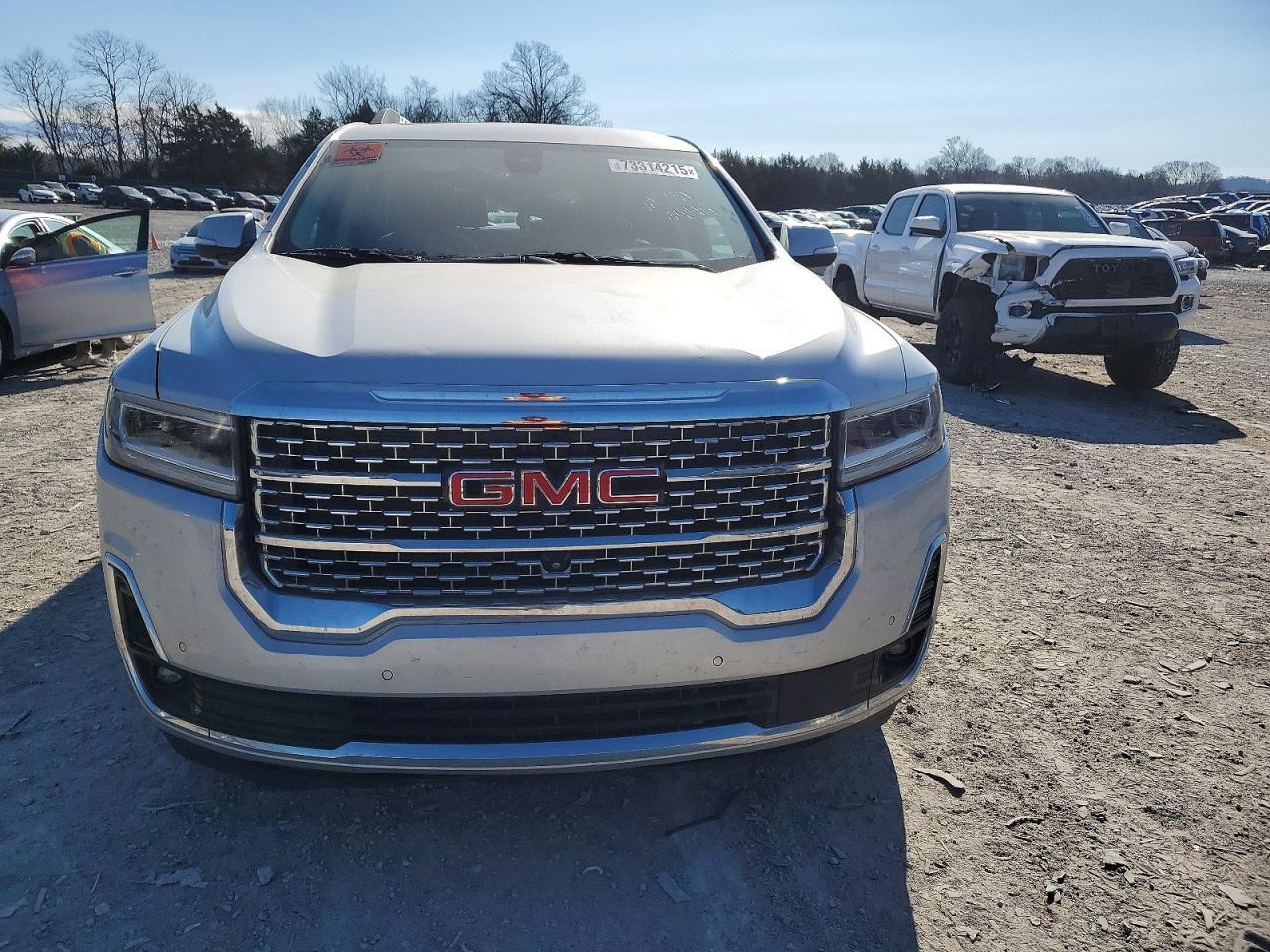 2020 GMC Acadia Denali