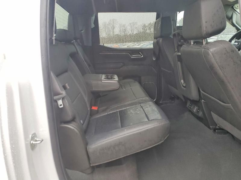 2025 GMC Sierra K1500 slt