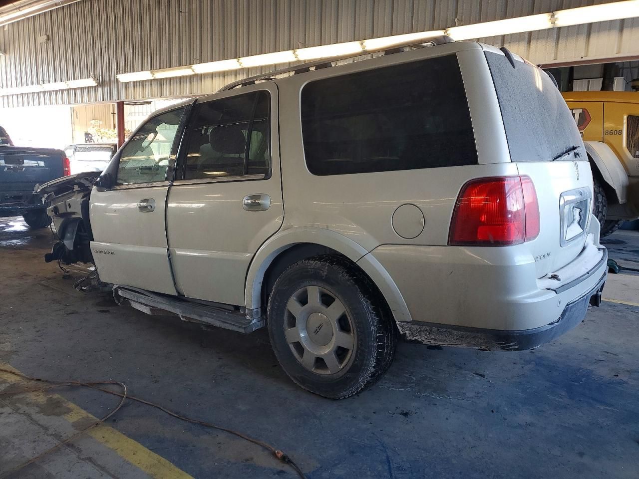 2005 Lincoln Navigator