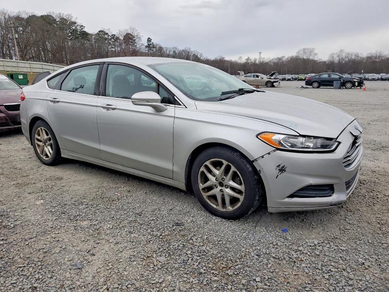 2013 Ford Fusion se