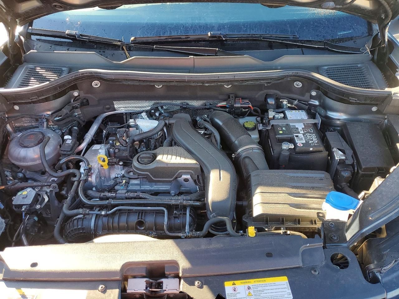 2025 Volkswagen Taos s