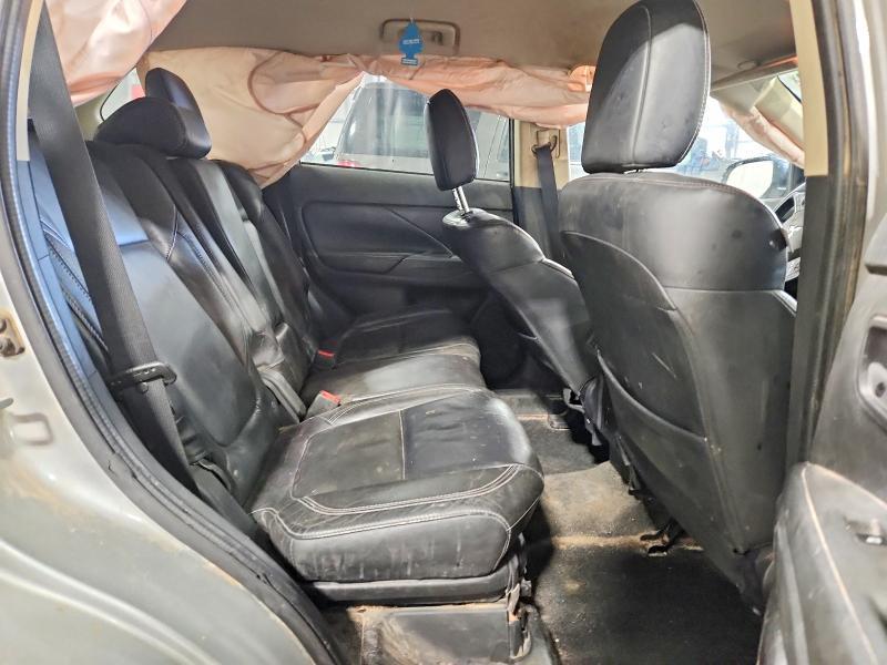 2020 Mitsubishi Outlander se