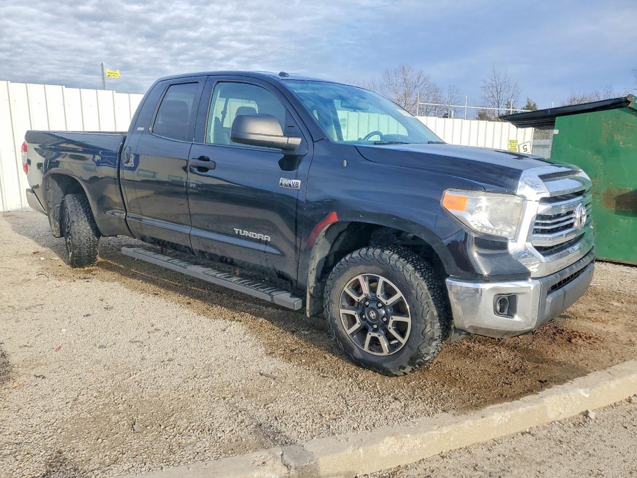 2017 Toyota Tundra SR5
