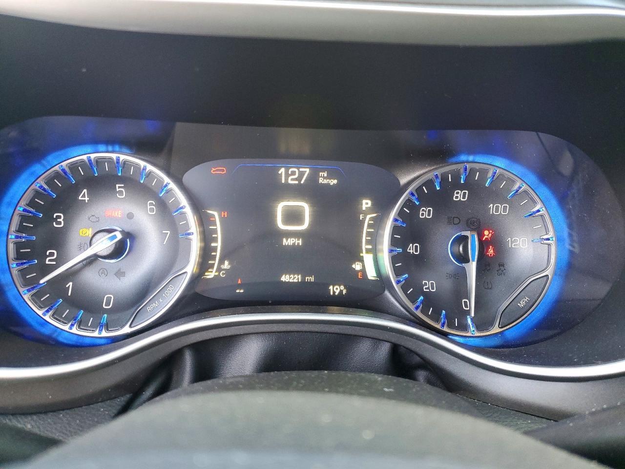 2023 Chrysler Pacifica Touring l