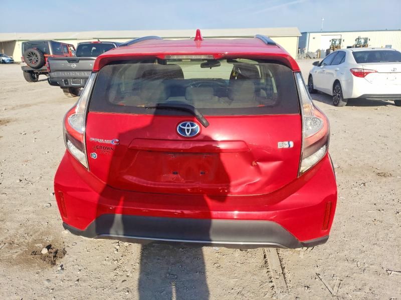 2018 Toyota Prius c