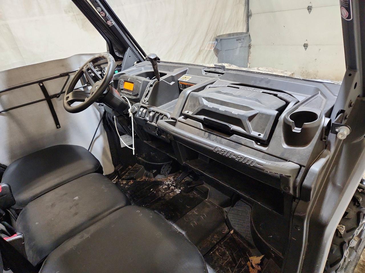 2023 Can Am 2023 CAN-AM Defender HD10