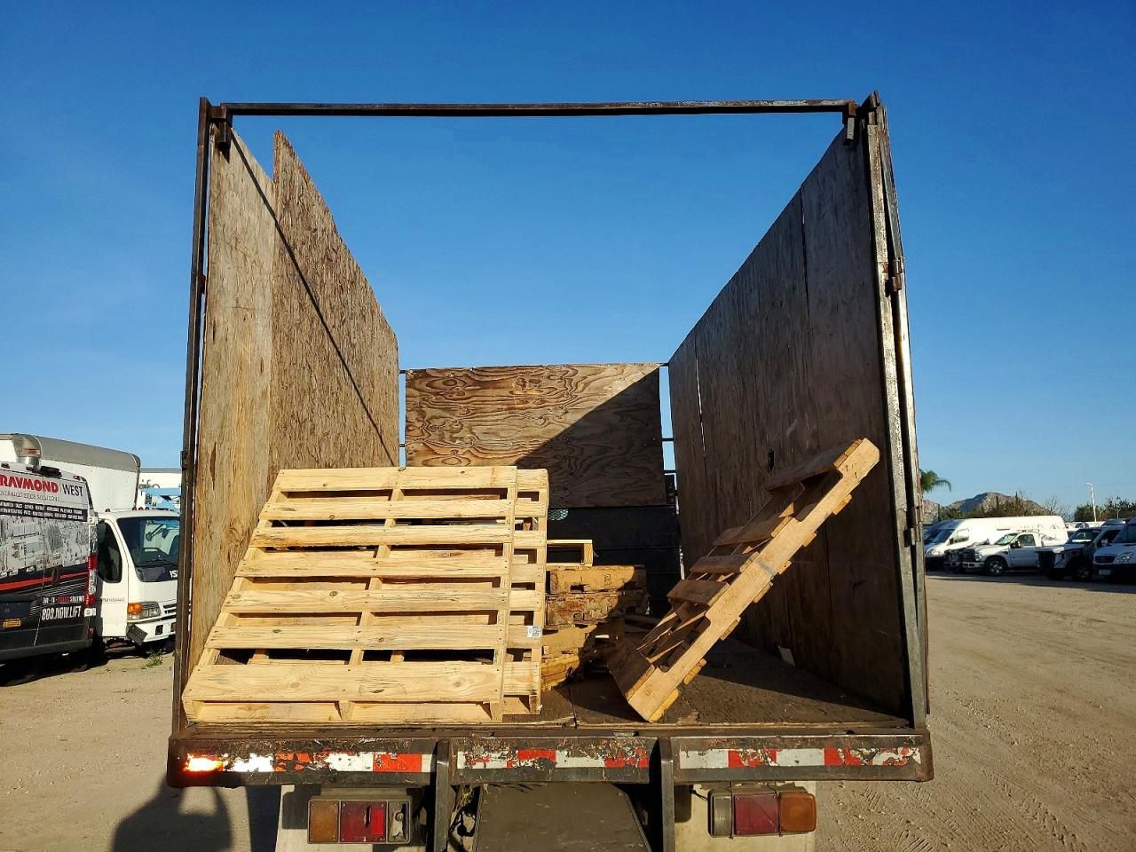 1993 Isuzu NPR Flatbed Truck