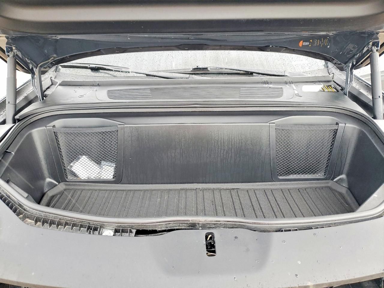 2025 Rivian R1T Adventure