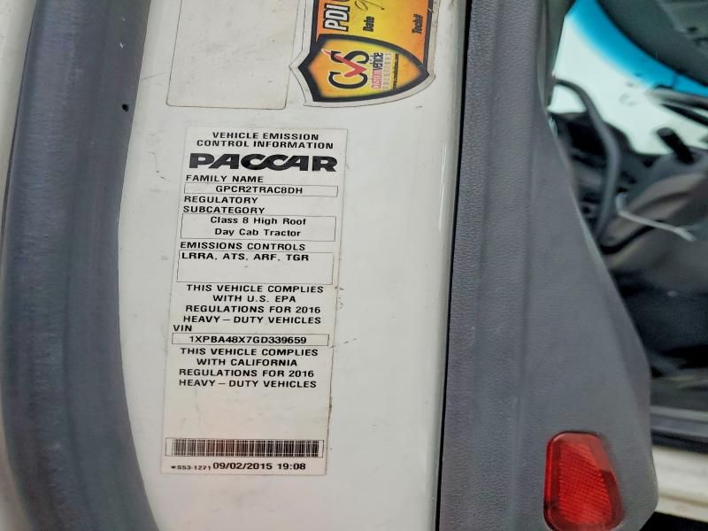 2016 Peterbilt 579 Semi Truck