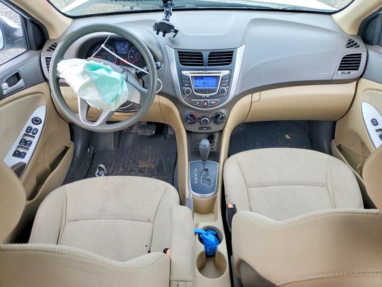 2013 Hyundai Accent gls