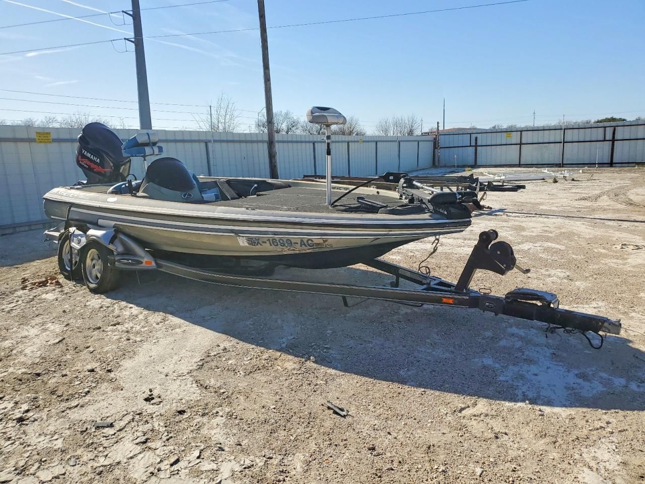 2006 Skeeter Boat