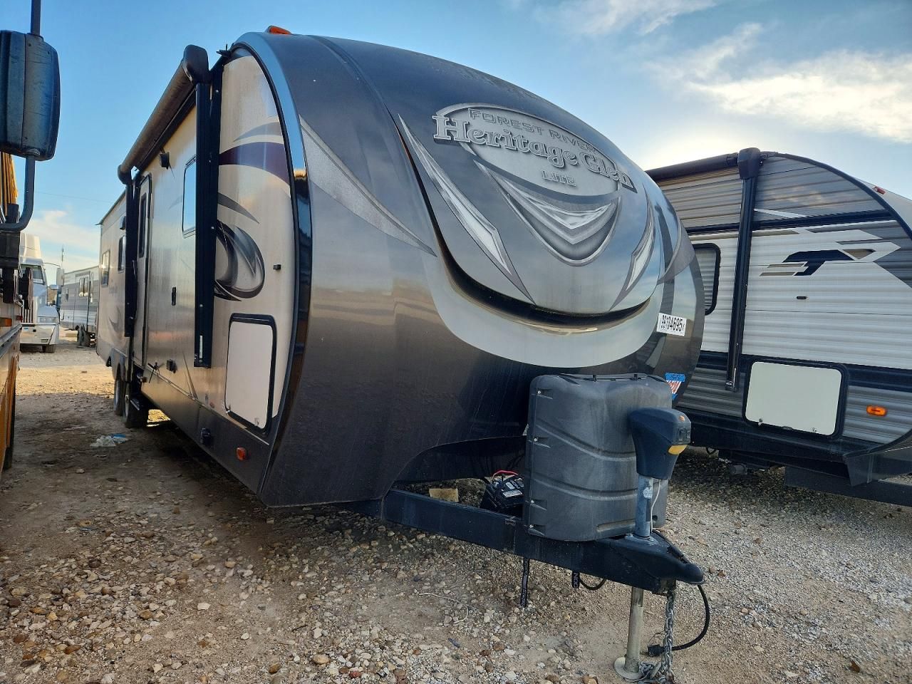 2017 Forest River Heritage g