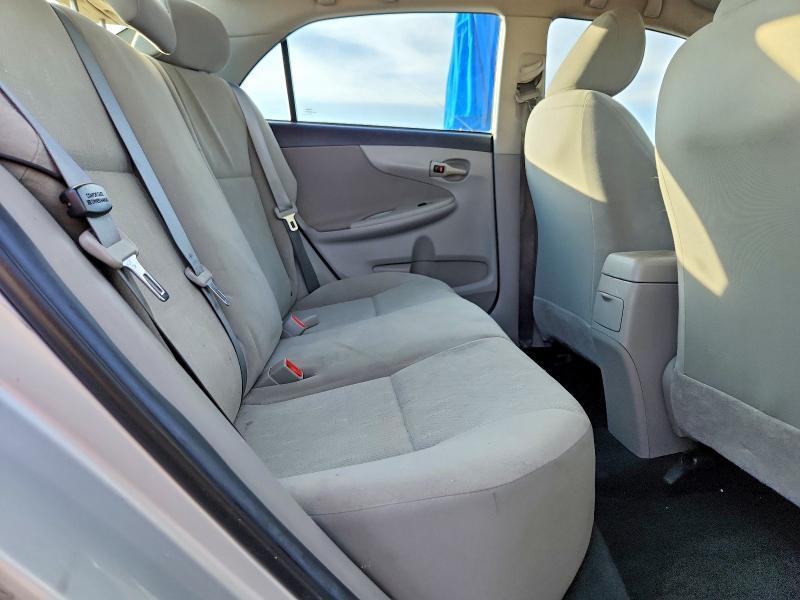 2013 Toyota Corolla l