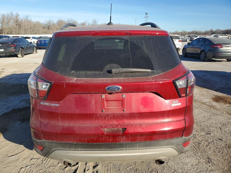 2018 Ford Escape se