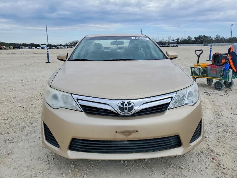2012 Toyota Camry le
