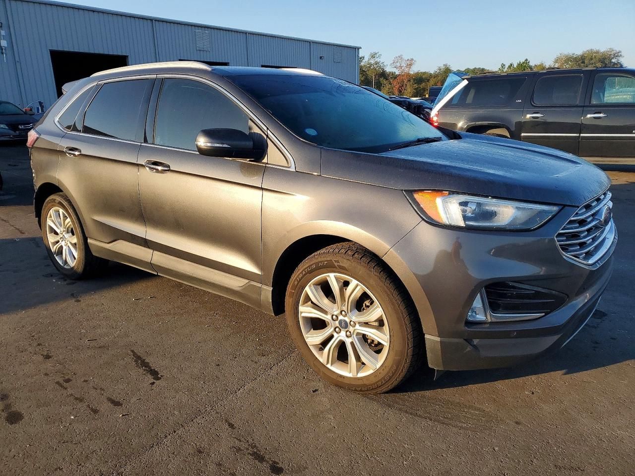 2020 Ford Edge Titanium