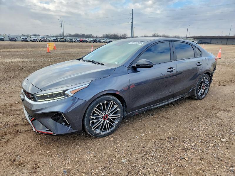 2023 KIA Forte gt