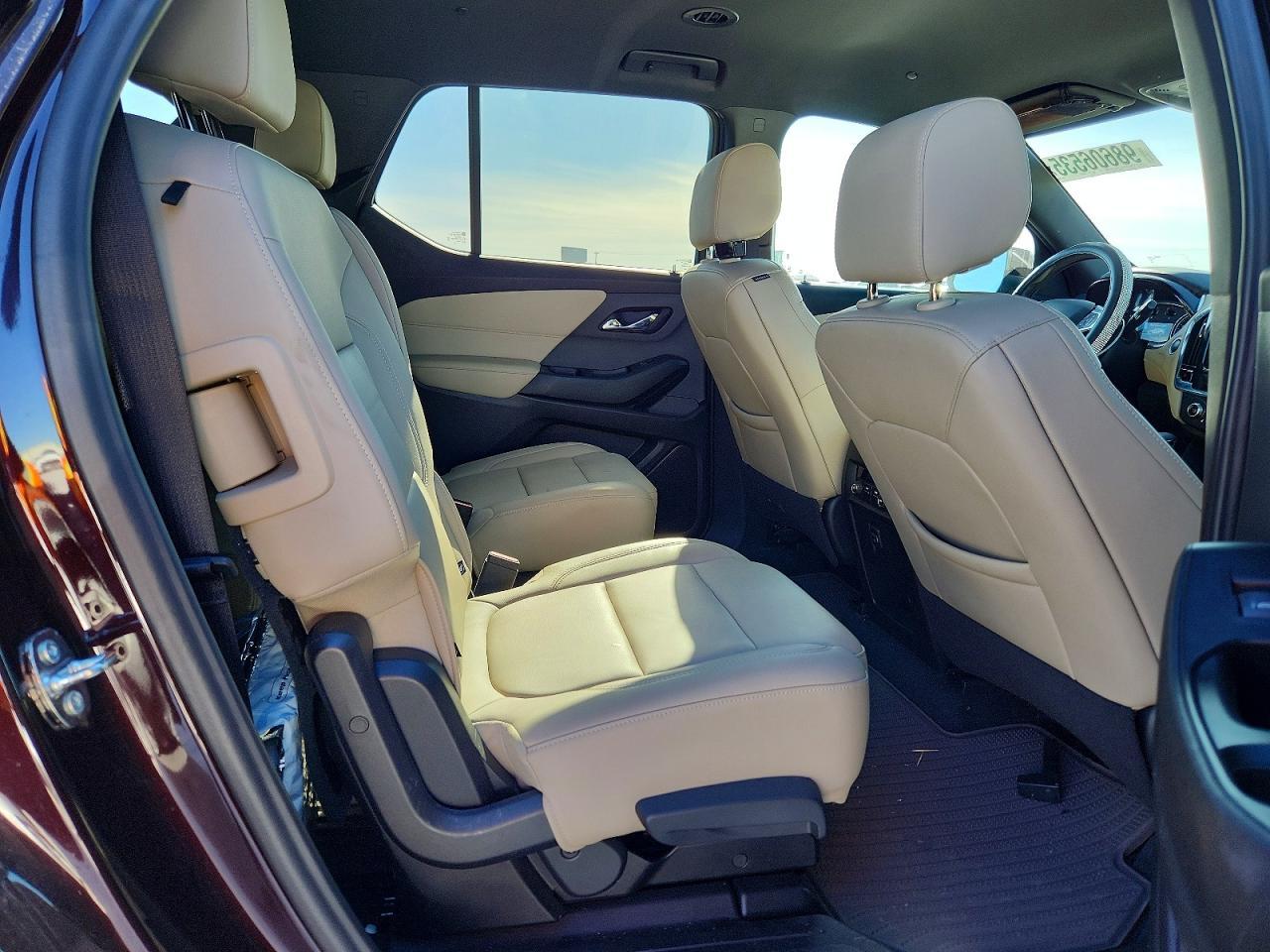 2023 Chevrolet Traverse lt