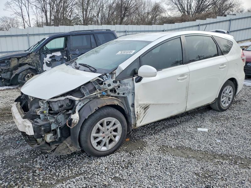 2015 Toyota Prius v