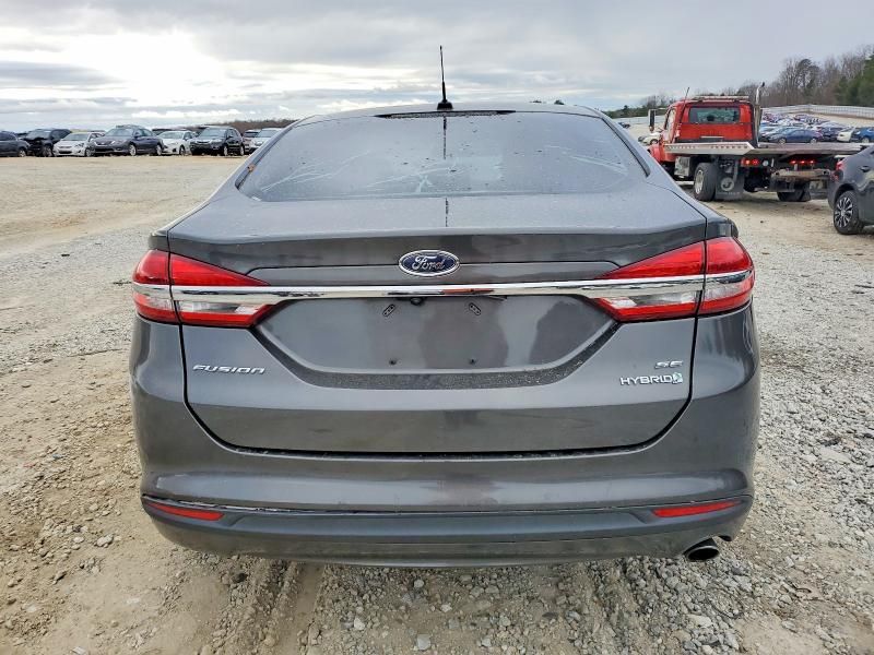 2018 Ford Fusion se Hybrid