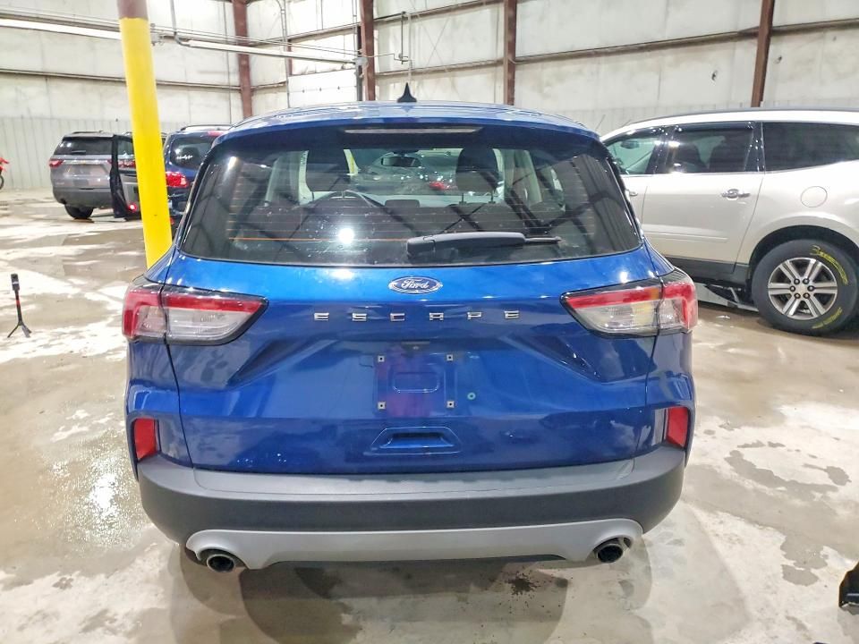 2022 Ford Escape s